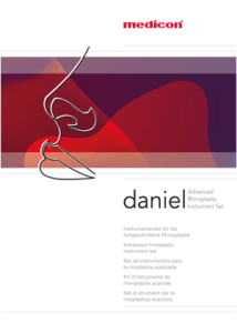 Titelblatt der Broschüre 'daniel – Advanced Rhinoplasty Instrument Set'. Oben ist eine stilisierte Illustration eines Gesichts im Profil zu sehen, bestehend aus einer schwarzen Linie vor einem abstrakten, mehrfarbigen Hintergrund in Rot- und Violetttönen. Darunter befinden sich mehrsprachige Beschreibungen des Instrumentensets für fortgeschrittene Rhinoplastik (Nasenoperationen) in Deutsch, Englisch, Spanisch, Französisch und Italienisch.